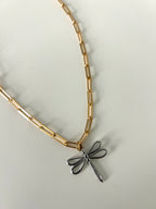 Libelula dorada necklace