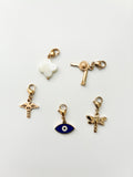 charms dorados