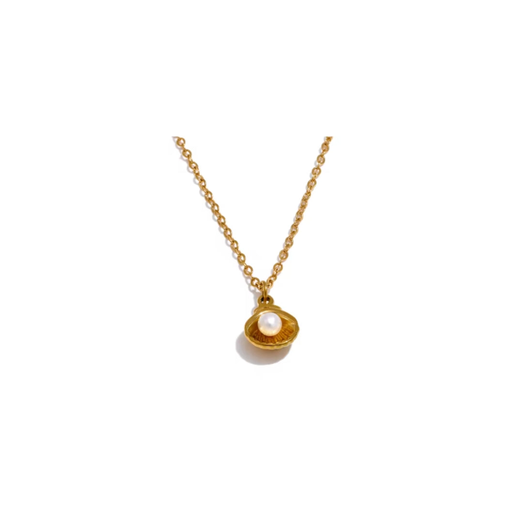 conchita necklace