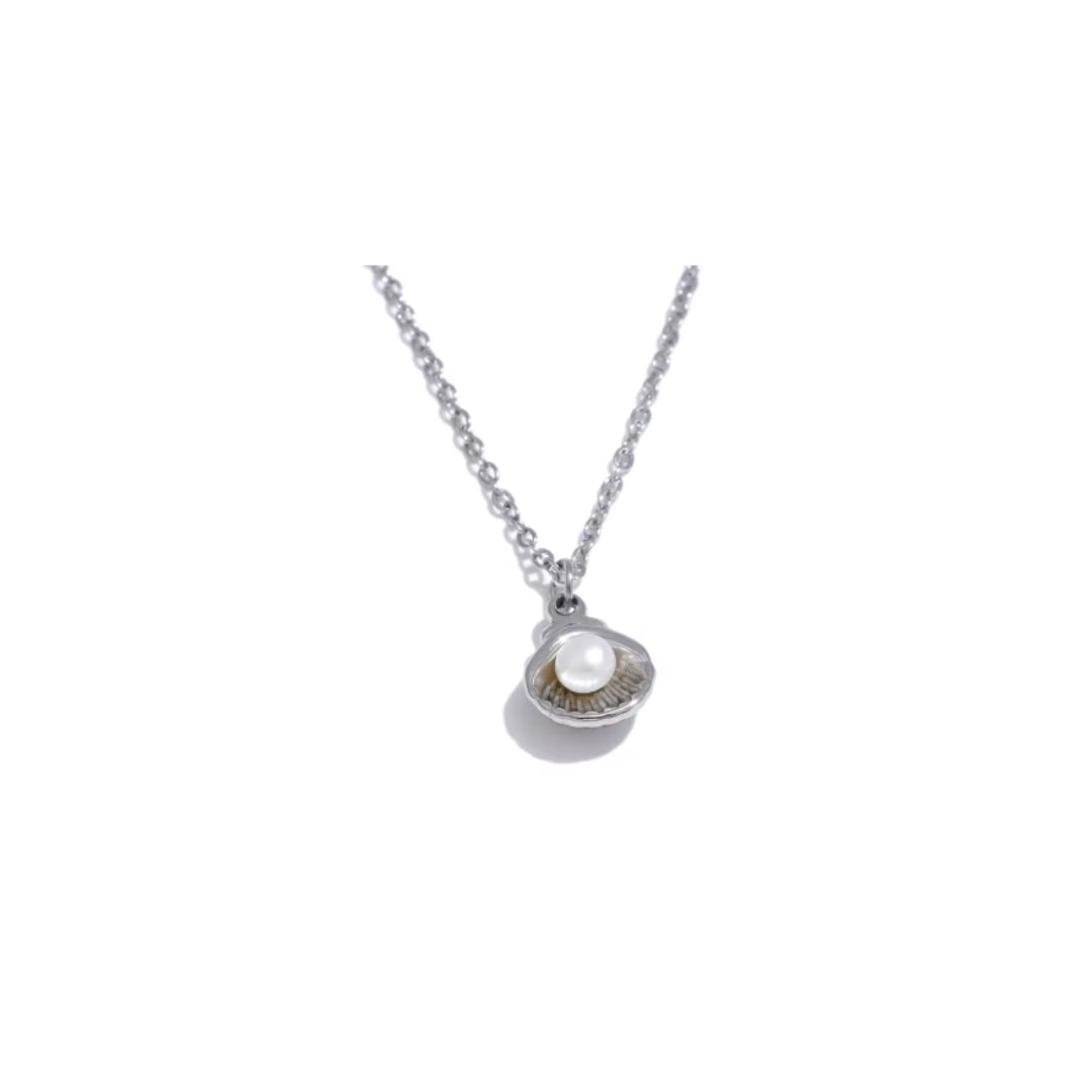 conchita necklace